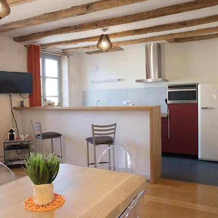 Appartement A-Mi-Chemin - Centre-Ville De Турню Екстер'єр фото